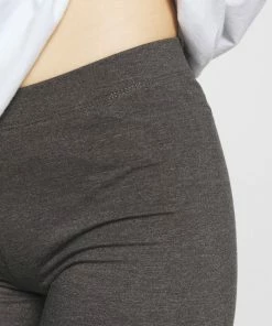 Even&Odd 2 PACK - Leggings - Trousers - Black/mottled Dark Grey 13 Even&Odd 2 PACK - Leggings - Trousers - Black/mottled Dark Grey -Even&Odd Sales Store 032fc84393584ff684c092c6079127bf