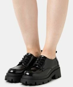 Even&Odd Lace-ups - Black