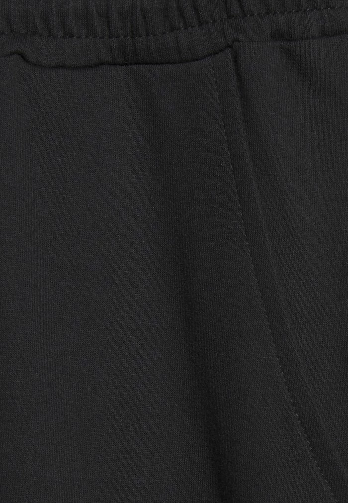 Even&Odd Short Sleeves Sweat Loung Jumpsuit - Jumpsuit - Black 5 Even&Odd Short Sleeves Sweat Loung Jumpsuit - Jumpsuit - Black - Image 3