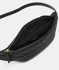 Even&Odd Bum Bag - Black -Even&Odd Sales Store 03d98cc9fc3c4047916f418e4ba53a72