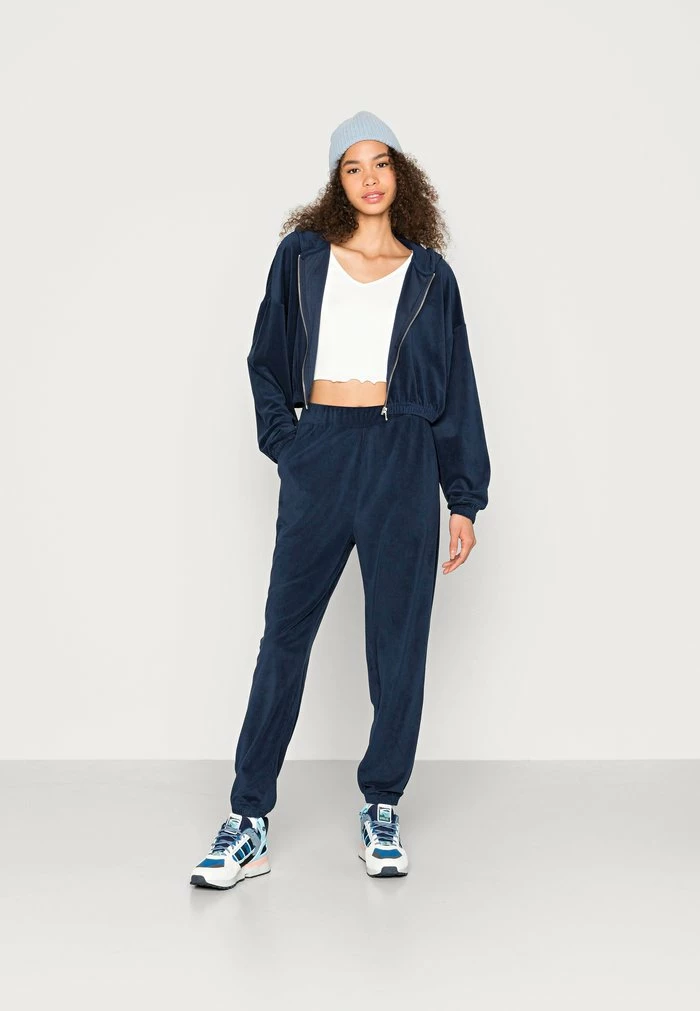 Even&Odd LOOSE FIT JOGGERS - Tracksuit Bottoms - Dark Blue 4 Even&Odd LOOSE FIT JOGGERS - Tracksuit Bottoms - Dark Blue - Image 2