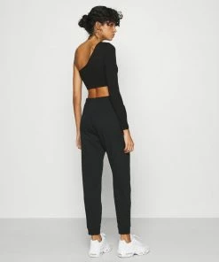 Even&Odd Regular Fit Jogger With Contrast - Tracksuit Bottoms - Black 10 Even&Odd Regular Fit Jogger With Contrast - Tracksuit Bottoms - Black -Even&Odd Sales Store 05b4b1698ffe41de8e5853f50a206fcf