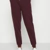 Even&Odd Regular Fit Jogger With Contrast - Tracksuit Bottoms - Dark Red 1 Even&Odd Regular Fit Jogger With Contrast - Tracksuit Bottoms - Dark Red -Even&Odd Sales Store 0a98e77cd9fa4395a6c803d13ad7f277