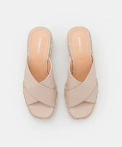 Even&Odd Heeled Mules - Off-white 13 Even&Odd Heeled Mules - Off-white -Even&Odd Sales Store 0bf34ce0df9f45a194cdd02a8109bcfa