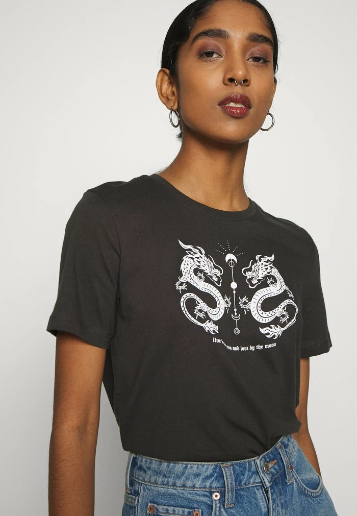 Even&Odd HATTIE MIRRORED DRAGONS TEE - Print T-shirt - 801 - Anthracite 8 Even&Odd HATTIE MIRRORED DRAGONS TEE - Print T-shirt - 801 - Anthracite - Image 6
