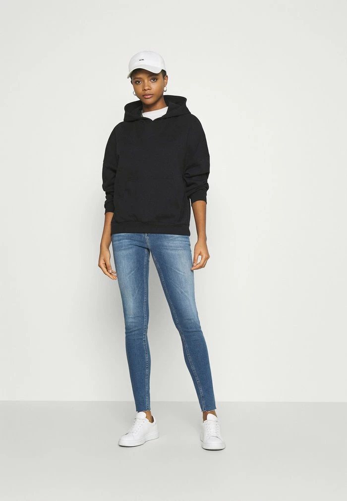 Even&Odd HOODIE LONG WITHOUT DRAWCORD AND POCKET - Hoodie - Black 4 Even&Odd HOODIE LONG WITHOUT DRAWCORD AND POCKET - Hoodie - Black - Image 2