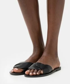 Even&Odd Mules - Black