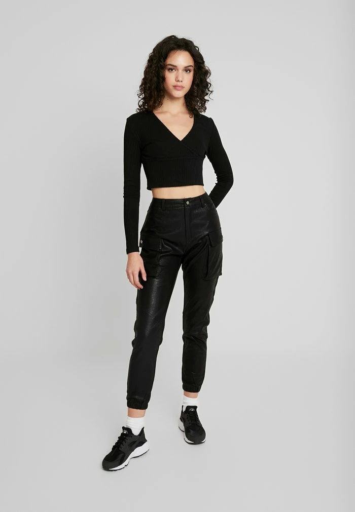 Even&Odd Long Sleeved Top - Black 4 Even&Odd Long Sleeved Top - Black - Image 2