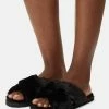 Even&Odd Slippers - Black 2 Even&Odd Slippers - Black -Even&Odd Sales Store 14259e66a0e041739091922e8f06aa3c