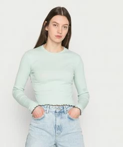 Even&Odd Long Sleeved Top - Light Green