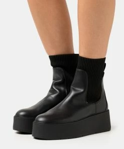 Even&Odd Platform Ankle Boots - Black