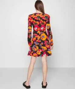 Even&Odd Jersey Dress - Black/red/orange 10 Even&Odd Jersey Dress - Black/red/orange -Even&Odd Sales Store 212d2a011fe943aa8107db641bf5148c