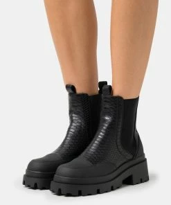 Even&Odd Platform Ankle Boots - Black