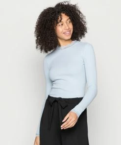 Even&Odd Long Sleeved Top - Light Blue