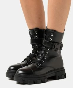 Even&Odd Platform Ankle Boots - Black