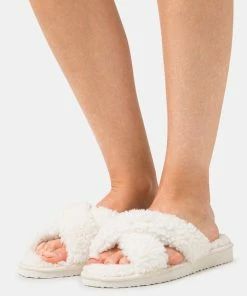 Even&Odd Slippers - Off-white