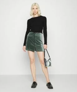 Even&Odd Long Sleeved Top - Black 9 Even&Odd Long Sleeved Top - Black -Even&Odd Sales Store 28421fcd39b846338dbe6e72b72d08e9