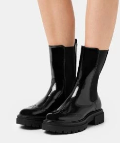 Even&Odd Platform Boots - Black
