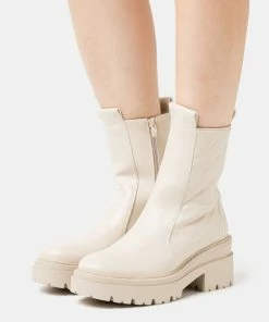 Even&Odd Platform Ankle Boots - Off White