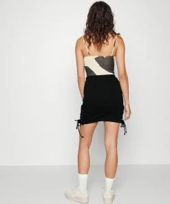 Even&Odd Mini Skirt - Black -Even&Odd Sales Store 2f1fe2c746064b0b89d0c40f94a84cbf