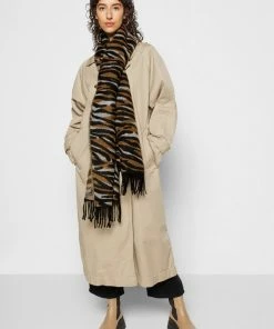 Even&Odd Foulard - Green -Even&Odd Sales Store 3c7ffb0ef4194c7ca9b9b06de4f1b3ad