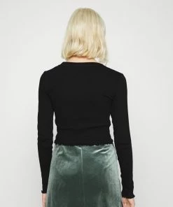 Even&Odd Long Sleeved Top - Black 10 Even&Odd Long Sleeved Top - Black -Even&Odd Sales Store 3e881fcf99f54eb4bda144d0c9368391