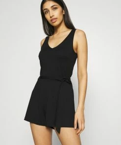 Even&Odd BASIC Deep V Playsuit - Jumpsuit - Black