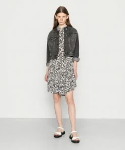 Even&Odd Shirt Dress - Black/white 8 Even&Odd Shirt Dress - Black/white -Even&Odd Sales Store 3f097b3802e2498e974fa07e4977c1de