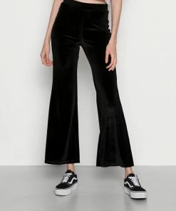 Even&Odd Velvet Flared Leg Trousers - Trousers - Black