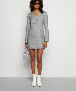 Even&Odd Shift Dress - Black/white -Even&Odd Sales Store 47f587aa8af04e7aa161630b1e617231