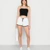 Even&Odd 2 PACK - Shorts - Black/white 2 Even&Odd 2 PACK - Shorts - Black/white -Even&Odd Sales Store 4d3f0893e8a6489eab5e8c7d3db4040d