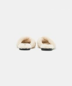 Even&Odd Slippers - Off-white -Even&Odd Sales Store 4df526b0fc434e1aadf024210b9282e3