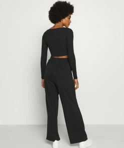 Even&Odd Long Sleeved Top - Black 10 Even&Odd Long Sleeved Top - Black -Even&Odd Sales Store 4f8564281a57407884a080a2fcc927d4