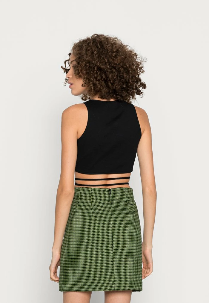 Even&Odd Top - Black 5 Even&Odd Top - Black - Image 3