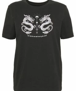 Even&Odd HATTIE MIRRORED DRAGONS TEE - Print T-shirt - 801 - Anthracite 12 Even&Odd HATTIE MIRRORED DRAGONS TEE - Print T-shirt - 801 - Anthracite -Even&Odd Sales Store 54594f3f1a68411f91b995c2d9de91ce