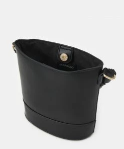 Even&Odd Across Body Bag - Black -Even&Odd Sales Store 55dfab18364244428814e5e80d5c3839