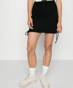 Even&Odd Mini Skirt - Black