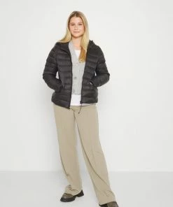 Even&Odd Down Jacket - Black -Even&Odd Sales Store 5ca5d3cb1bbe49d6a6a4b3ab70ff42b7