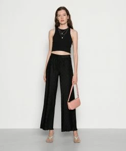 Even&Odd Plisse Scallop Hem Trouser - Trousers - Black -Even&Odd Sales Store 5eded21710154b81a857e4cfb8e6d002