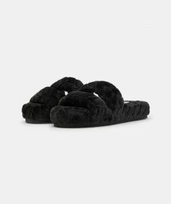 Even&Odd Slippers - Black -Even&Odd Sales Store 63f18deb83a2458ba9d30a9452eda39d