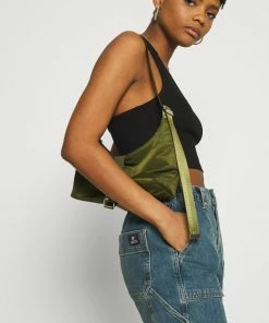 Even&Odd Top - Black -Even&Odd Sales Store 77ec2ae8679e4b0cabee60ec937f865b