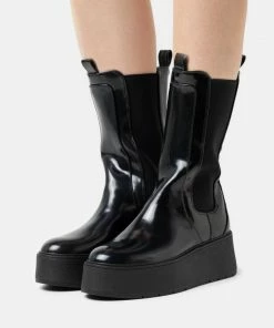 Even&Odd Platform Boots - Black