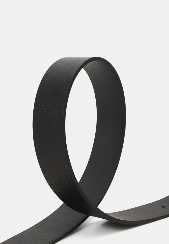 Even&Odd Belt - Black 4 Even&Odd Belt - Black - Image 3