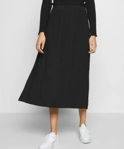 Even&Odd A-line Skirt - Black