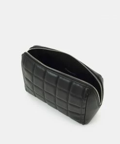Even&Odd Wash Bag - Black -Even&Odd Sales Store 90ee4edde0c64b90b8c464caae161d10