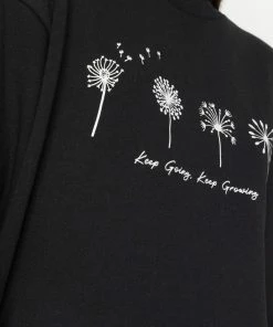 Even&Odd OVERSIZED FLOWER PRINT - Sweatshirt - Black -Even&Odd Sales Store 9277e99e7948492880567e9c001c4fe0