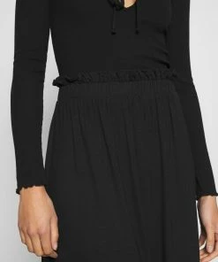 Even&Odd A-line Skirt - Black 11 Even&Odd A-line Skirt - Black -Even&Odd Sales Store 95e61153c7cf4b06a4aad4177d807f5a