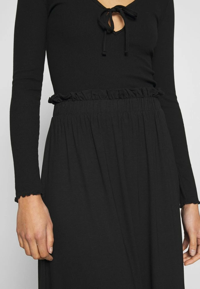 Even&Odd A-line Skirt - Black 7 Even&Odd A-line Skirt - Black - Image 5