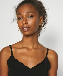 Even&Odd Top - Black -Even&Odd Sales Store 9b277d8da18e43b2a9faabf516b22fed