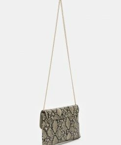 Even&Odd Clutch - Beige -Even&Odd Sales Store 9d2ae506233543c2ae434c362462b272